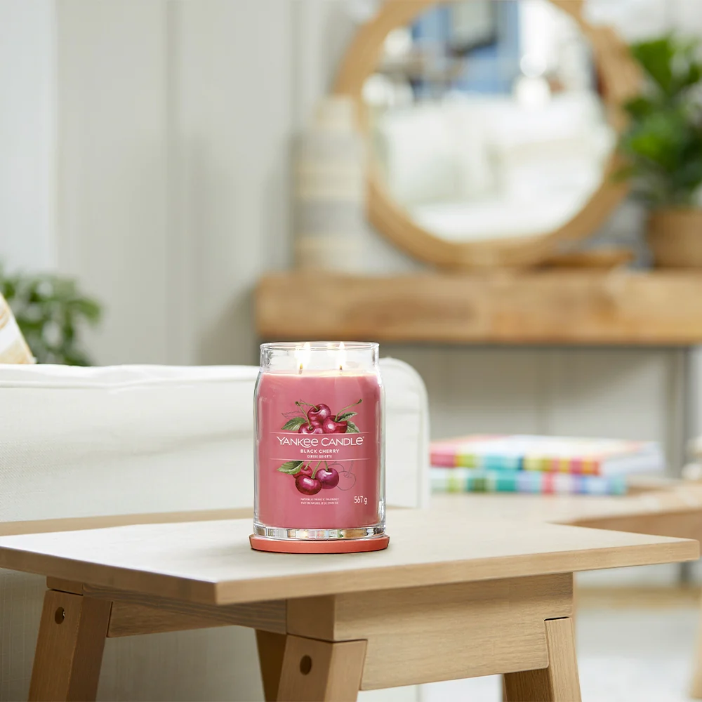 Yankee Candle Black Cherry Signature Grande Cherry Signature - Image 10