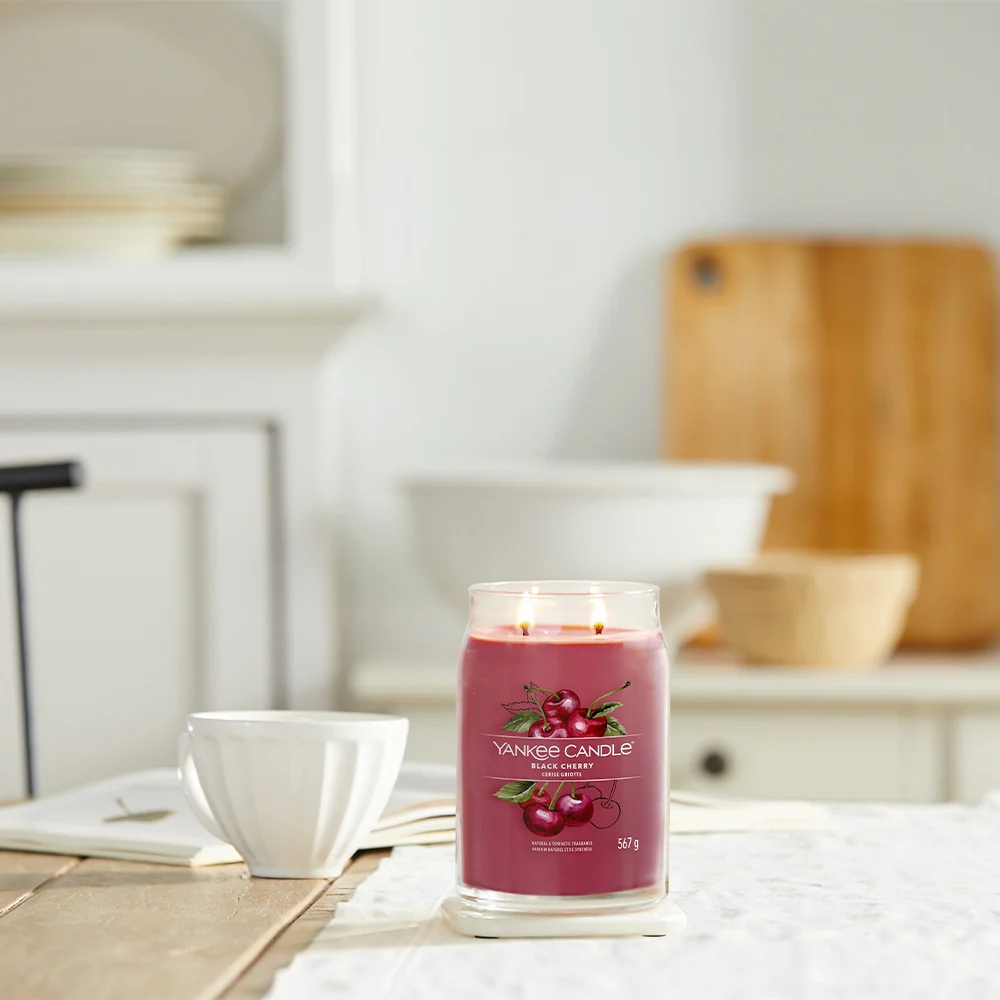 Yankee Candle Black Cherry Signature Grande Cherry Signature - Image 7