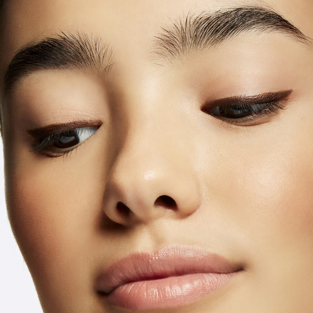 Mac Brushstroke 24-Hour Liner Brushbrown - Image 6