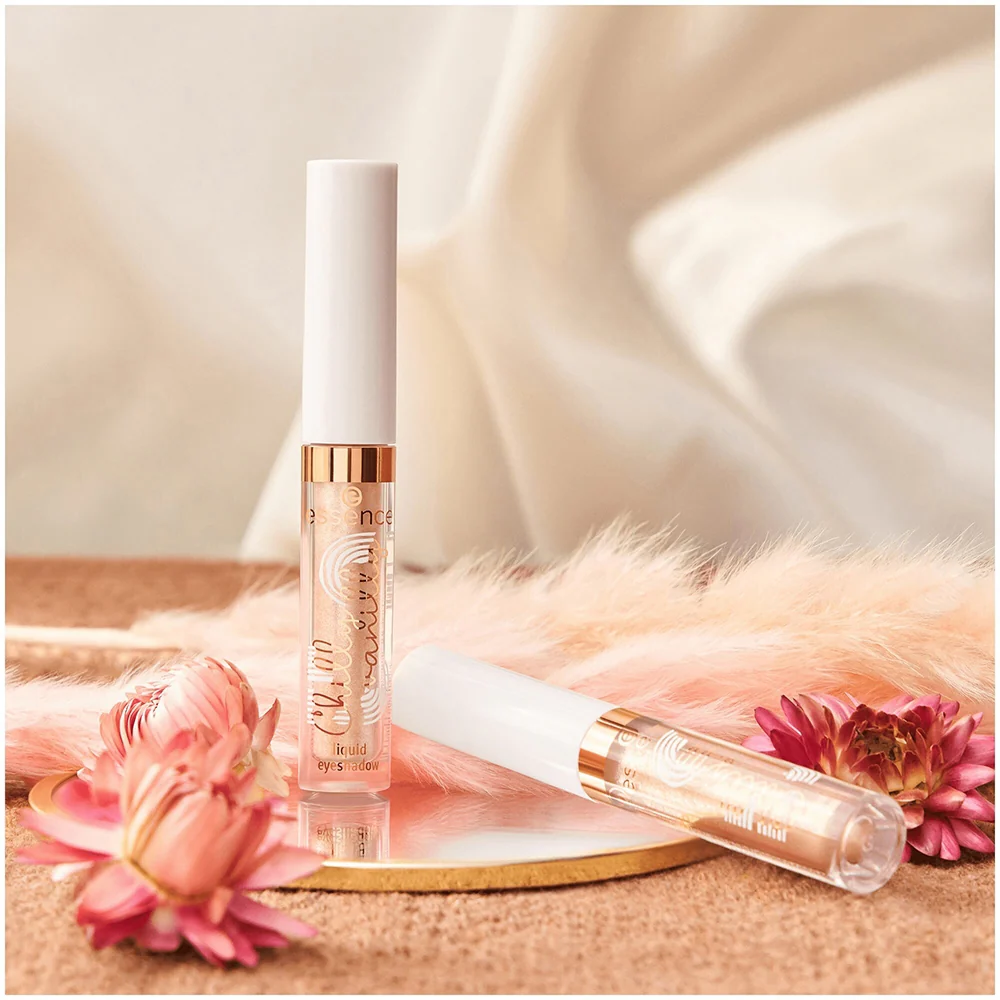 Essence Chilly Vanilly Liquid Eyeshadow 02 Vanilla Vibes Only! - Image 5