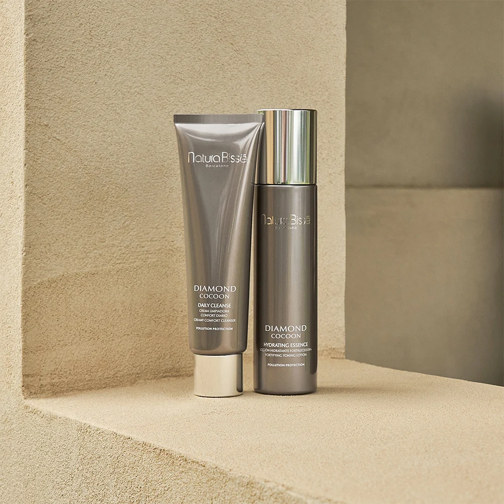 Natura Bissé Diamond Cocoon Hydrating Essence 200 ml - Image 3