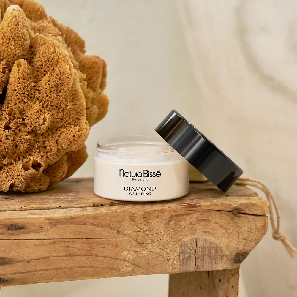Natura Bissé Diamond Well-Living The Body Cream 200 ml - Image 4