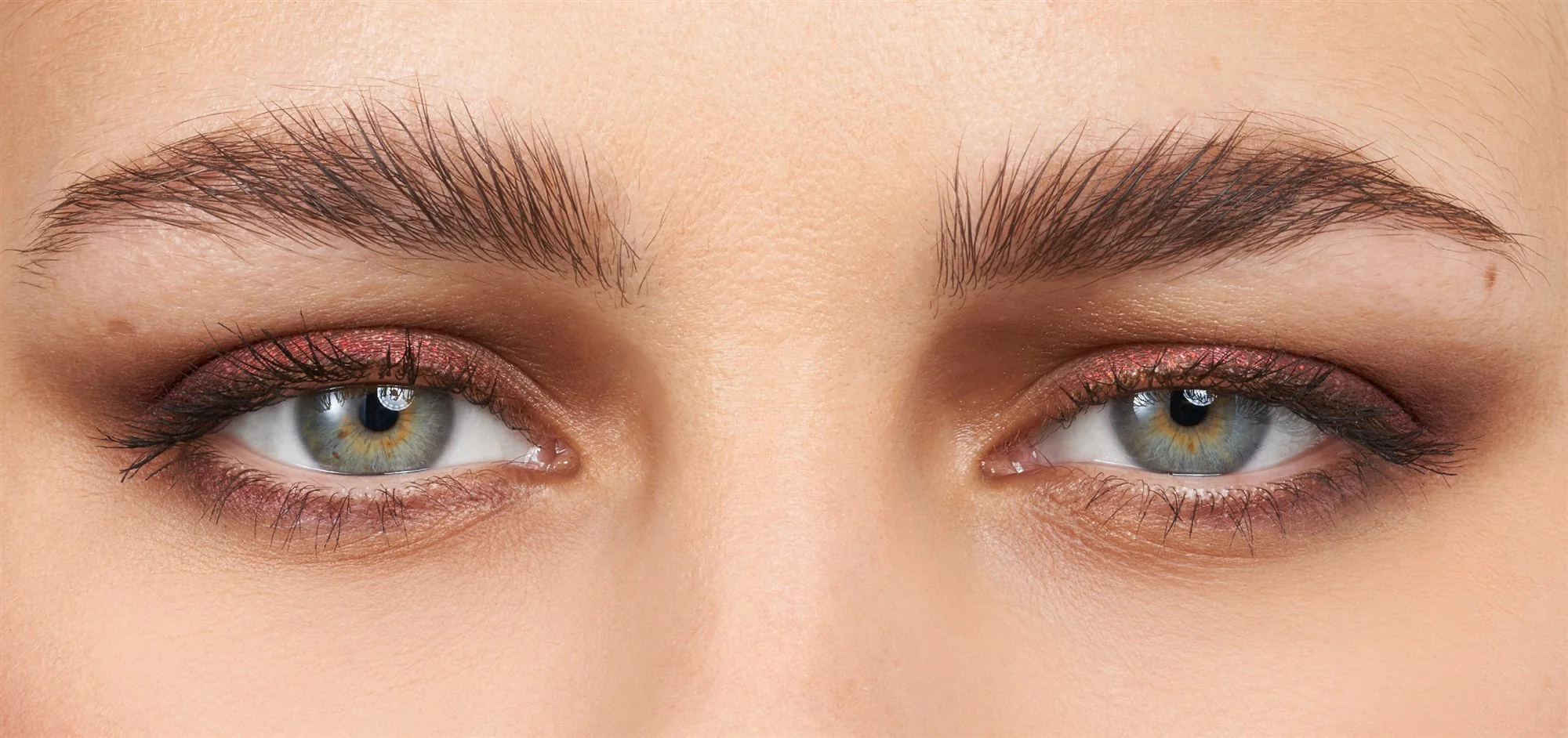 L’ORÉAL PARIS Le Shadow Stick Ombretto 125 Starry Bordeaux - Image 3