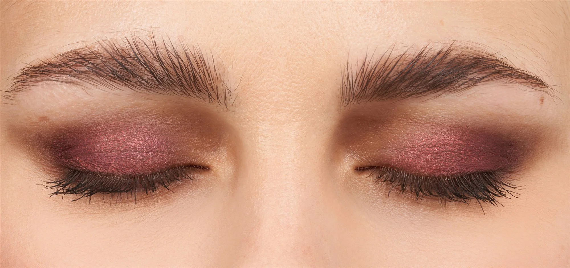 L’ORÉAL PARIS Le Shadow Stick Ombretto 125 Starry Bordeaux - Image 4