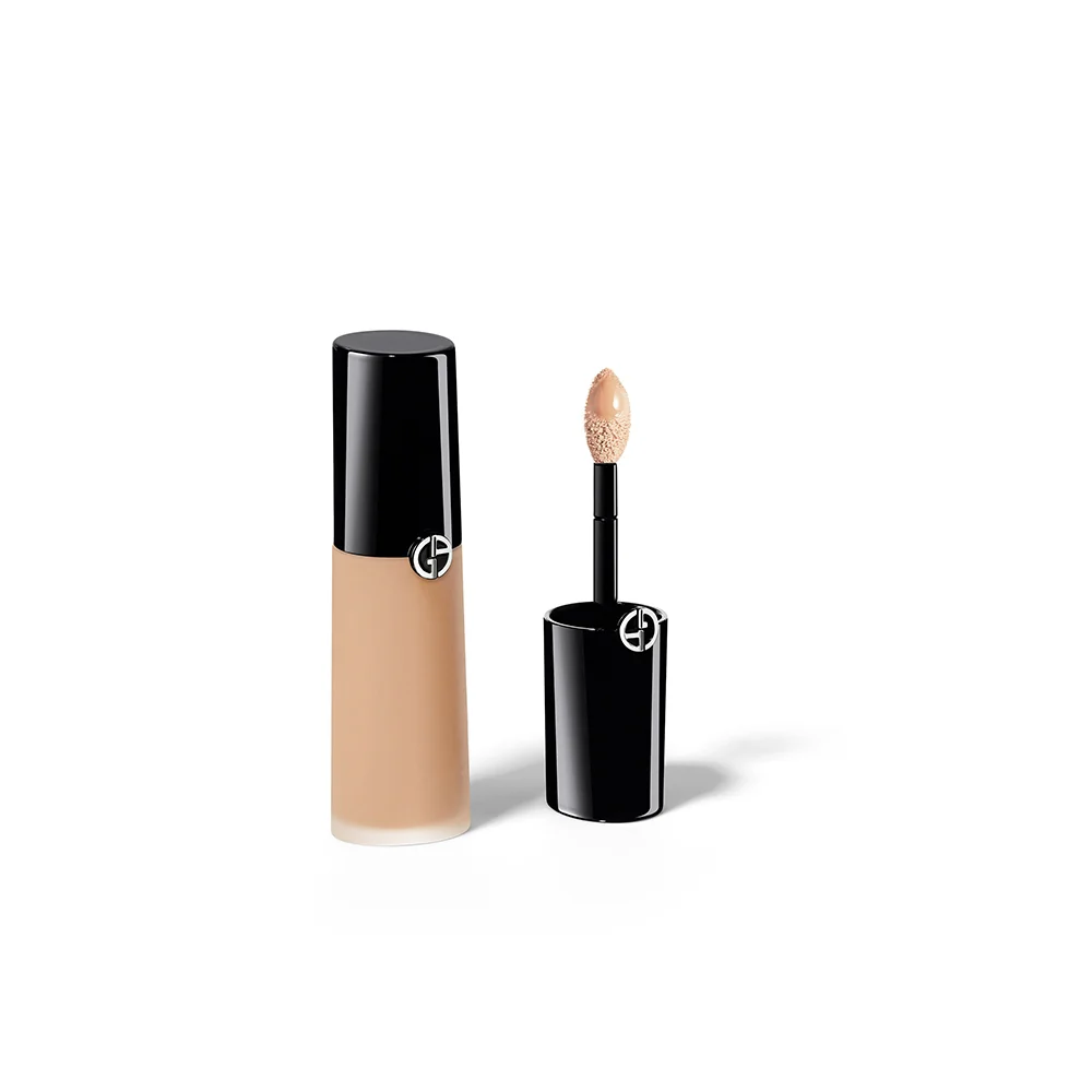 Armani Luminous Silk Concealer 3 - Image 3