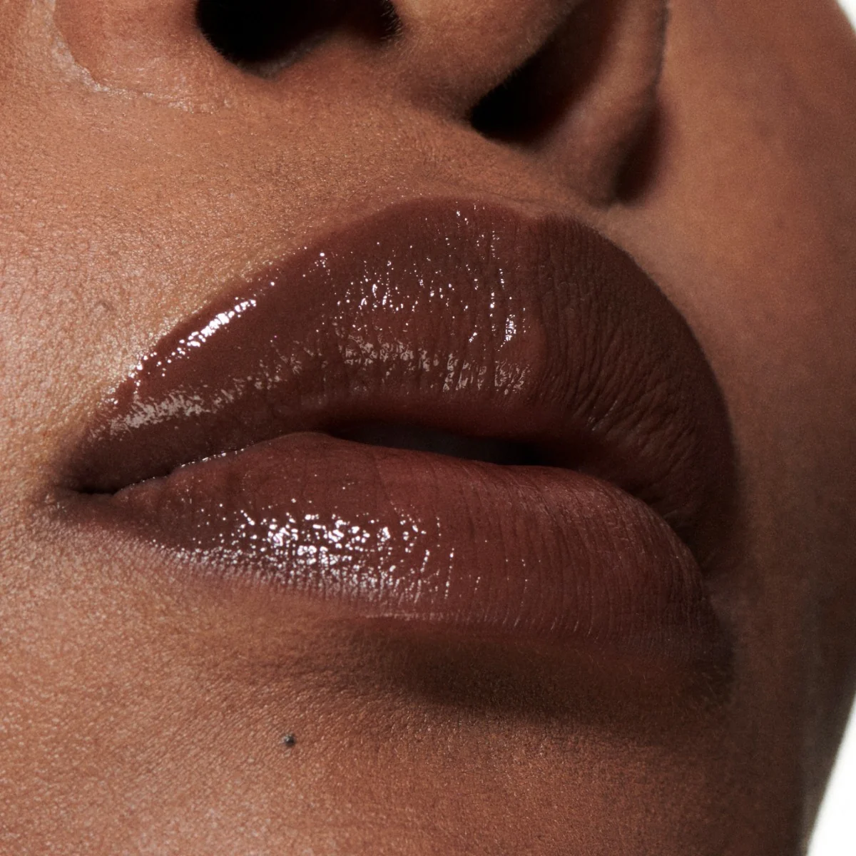 Mac Lustreglass Lipstick  Uncensored - Image 4