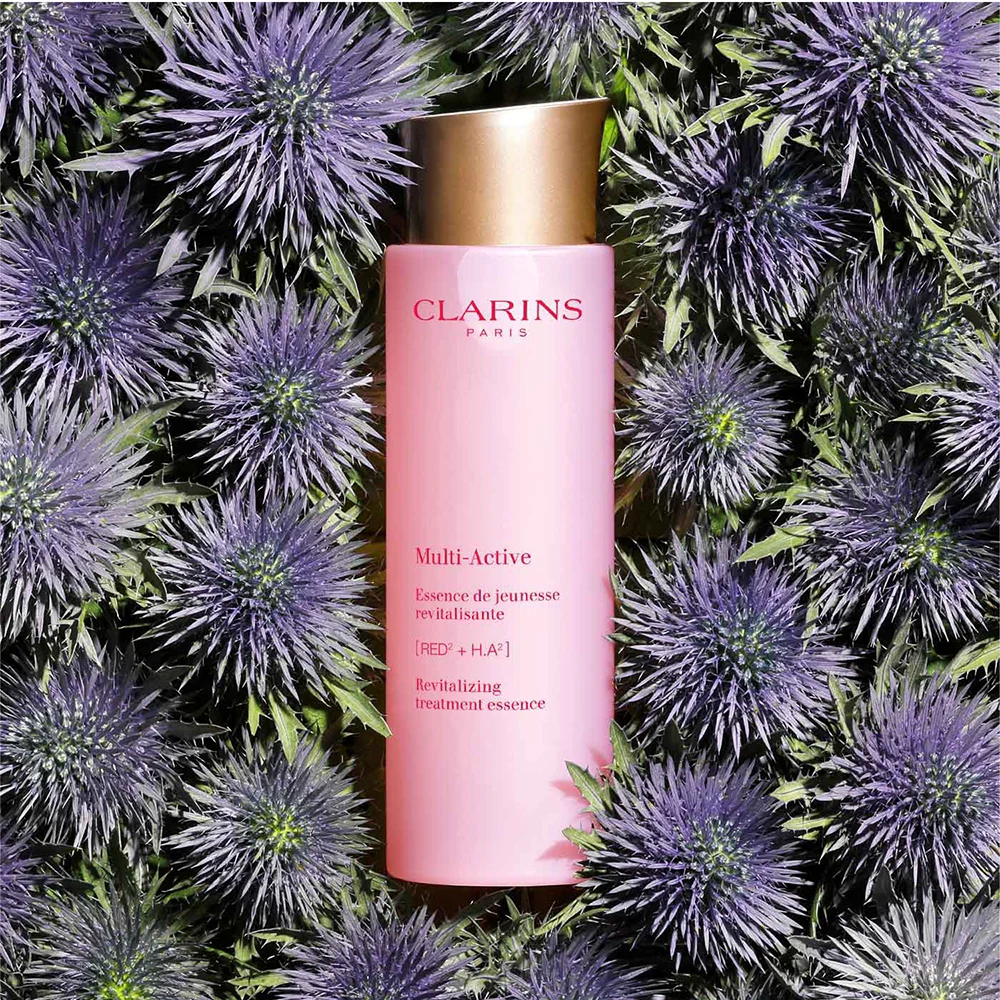 Clarins Multi-Active Essence de Jeunesse Revitalisante 30+ 200 ml - Image 3