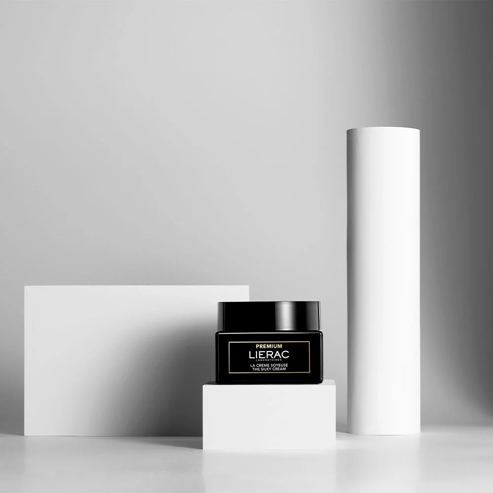 Lierac Premium La Crème Soyeuse 50 ml - Image 3