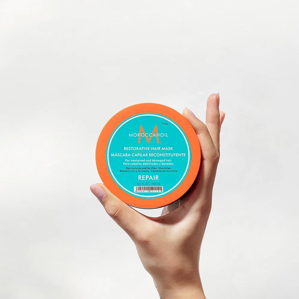Moroccanoil Restorative Hair Mask 250 ml - Image 4