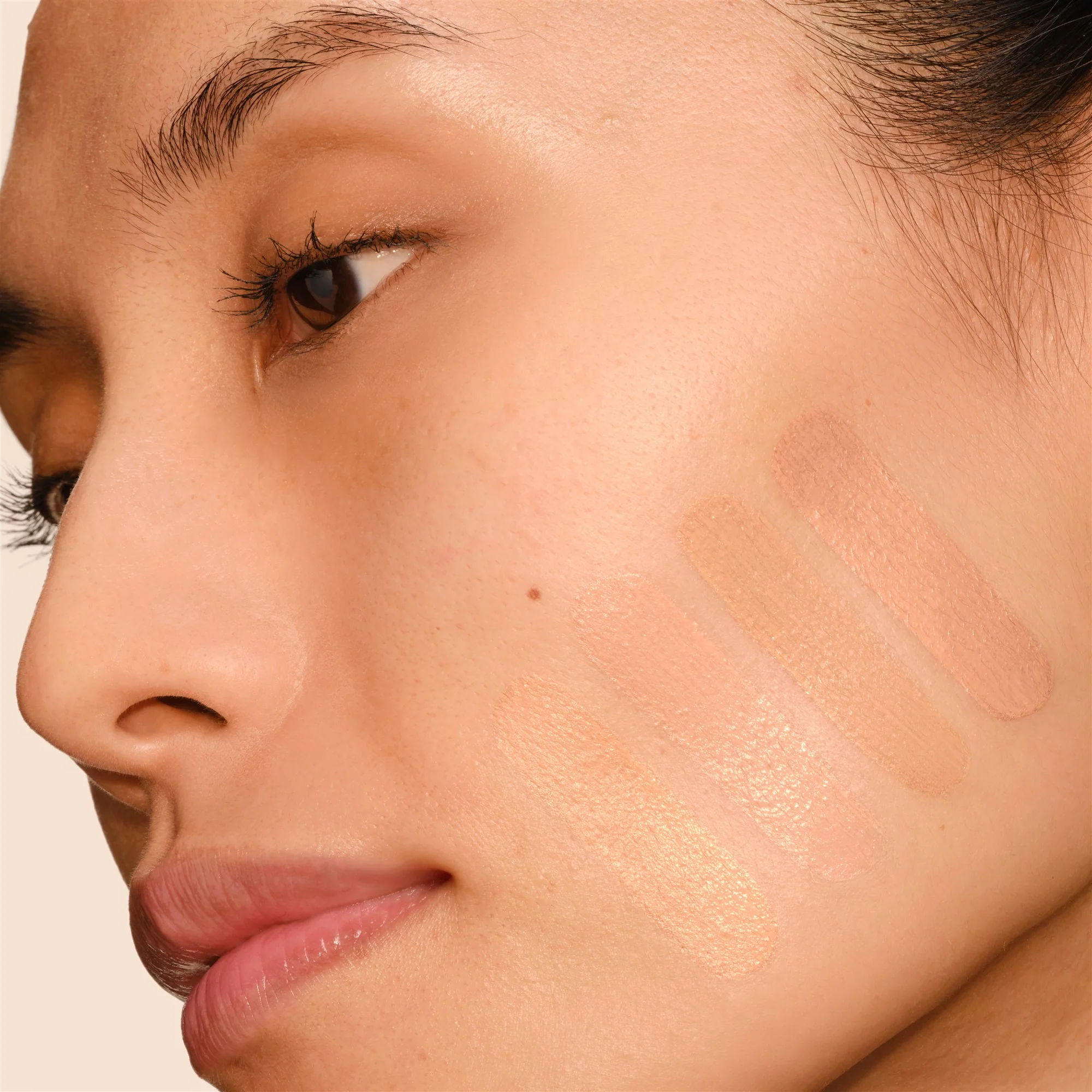 Armani Skin Tint 04 L1 - Image 4